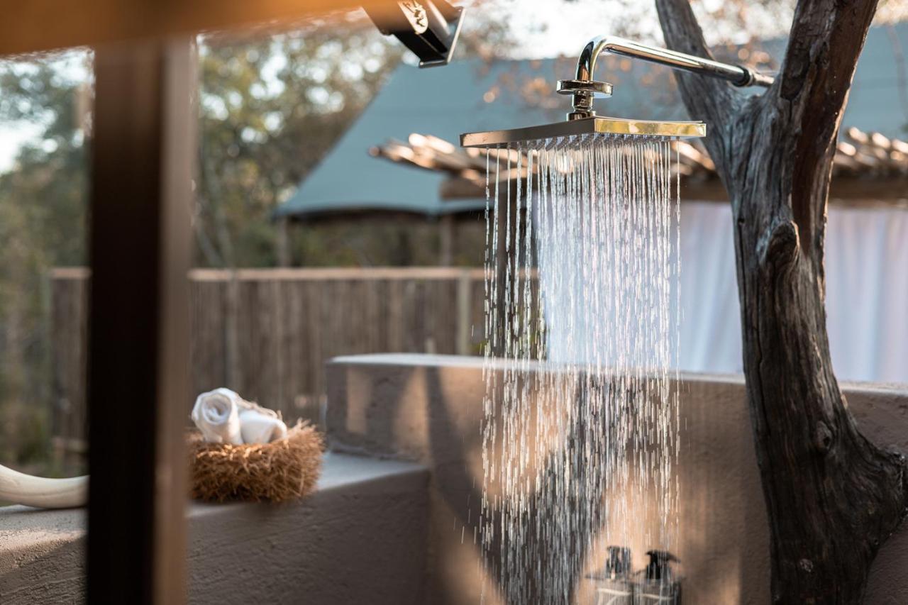Umkumbe Bush Lodge - Luxury Tented Camp 사비샌드 외부 사진