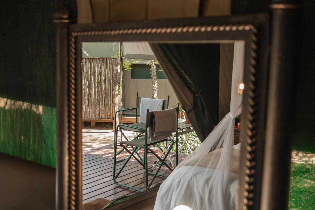 Umkumbe Bush Lodge - Luxury Tented Camp 사비샌드 외부 사진
