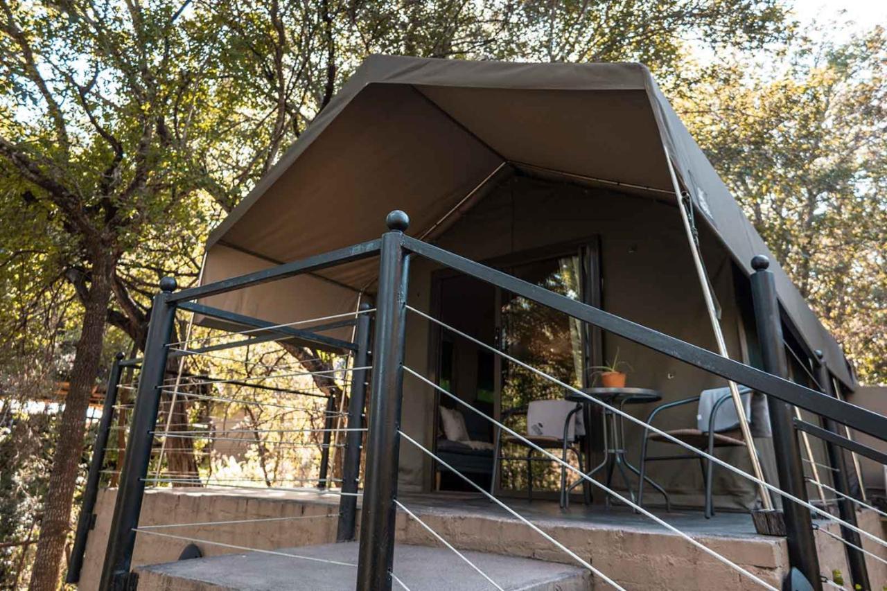 Umkumbe Bush Lodge - Luxury Tented Camp 사비샌드 외부 사진